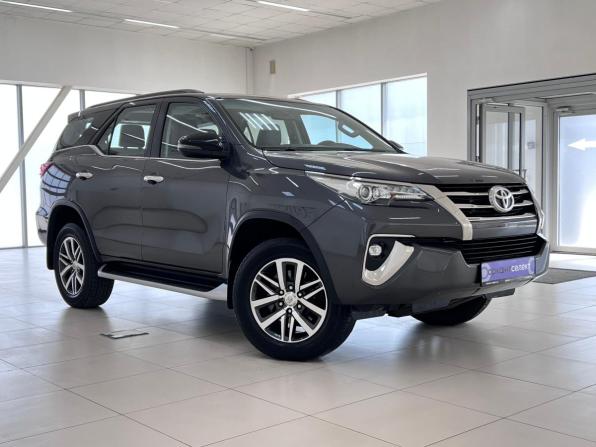 Toyota Fortuner II с пробегом 2019 года, цена 3 990 000 рублей, 76110 км, внедорожник, Автокод Объявления