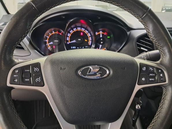 Lada (ВАЗ) Vesta I с пробегом 2021 года, цена 1 150 000 рублей, 61796 км, седан, Автокод Объявления