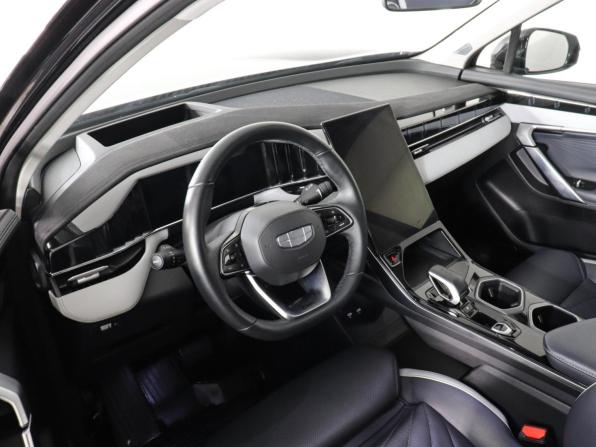 Geely Atlas II с пробегом 2024 года, цена 2 847 000 рублей, 30792 км, внедорожник, Автокод Объявления