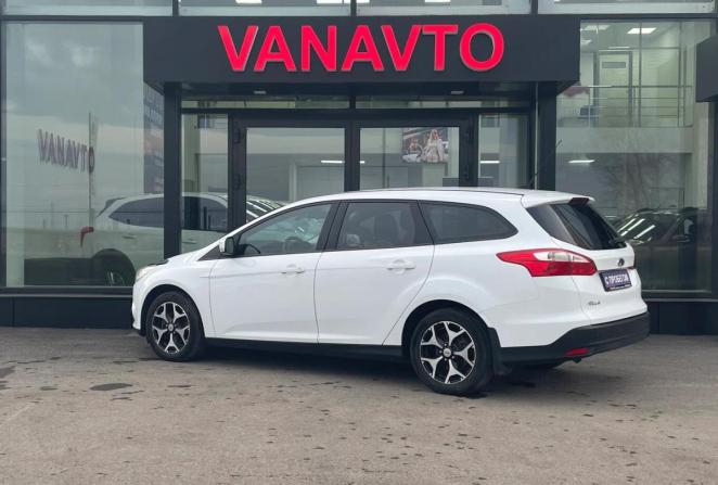 Ford Focus III с пробегом 2014 года, цена 850 000 рублей, 181227 км, универсал, Автокод Объявления