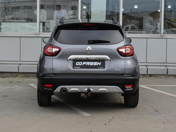 Renault Kaptur I с пробегом 2016 года, цена 1 379 000 рублей, 168421 км, внедорожник, Автокод Объявления