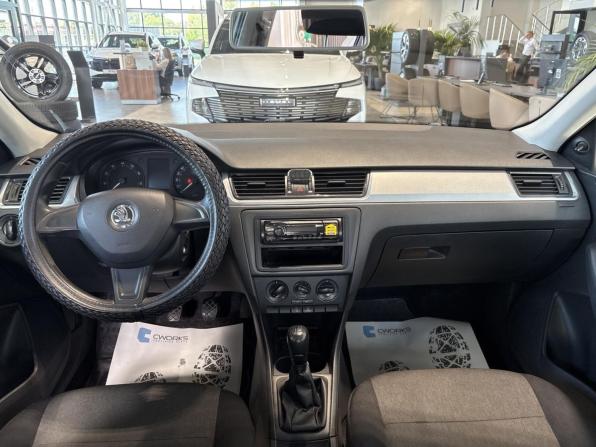 Skoda Rapid I с пробегом 2014 года, цена 628 000 рублей, 300070 км, лифтбек, Автокод Объявления