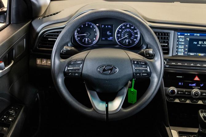 Hyundai Elantra VI (AD) Рестайлинг с пробегом 2020 года, цена 1 649 000 рублей, 75557 км, седан, Автокод Объявления