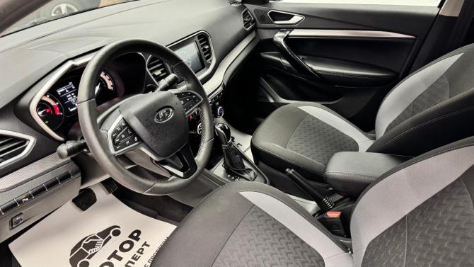 Lada (ВАЗ) Vesta I Рестайлинг (NG) с пробегом 2025 года, цена 1 590 000 рублей, 11446 км, седан, Автокод Объявления