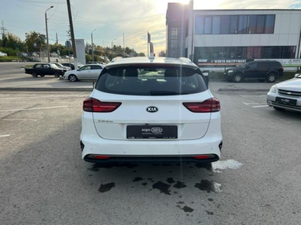 Kia Ceed III с пробегом 2018 года, цена 1 560 000 рублей, 126372 км, универсал, Автокод Объявления