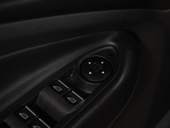 Ford Kuga II Рестайлинг с пробегом 2016 года, цена 1 349 000 рублей, 196193 км, внедорожник, Автокод Объявления