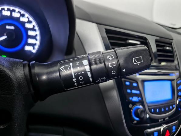 Hyundai Solaris I с пробегом 2011 года, цена 555 000 рублей, 142075 км, хэтчбек, Автокод Объявления