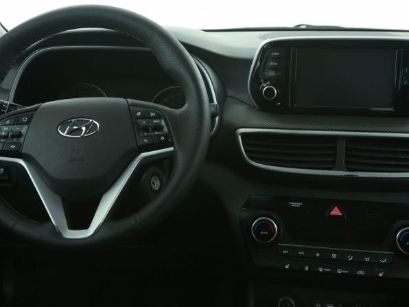 Hyundai Tucson III Рестайлинг с пробегом 2019 года, цена 1 992 000 рублей, 132000 км, внедорожник, Автокод Объявления