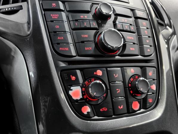 Opel Astra J с пробегом 2012 года, цена 750 000 рублей, 164744 км, хэтчбек, Автокод Объявления