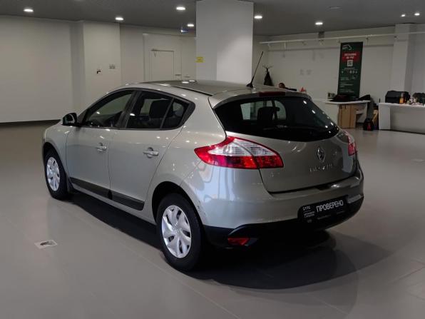 Renault Megane III Рестайлинг с пробегом 2014 года, цена 860 000 рублей, 111812 км, хэтчбек, Автокод Объявления