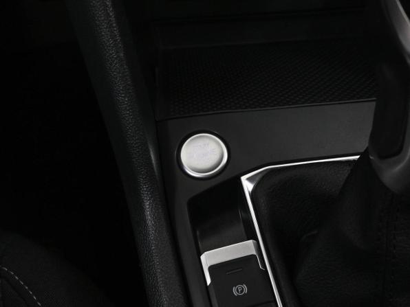 Volkswagen Taos I с пробегом 2021 года, цена 2 649 000 рублей, 71919 км, внедорожник, Автокод Объявления