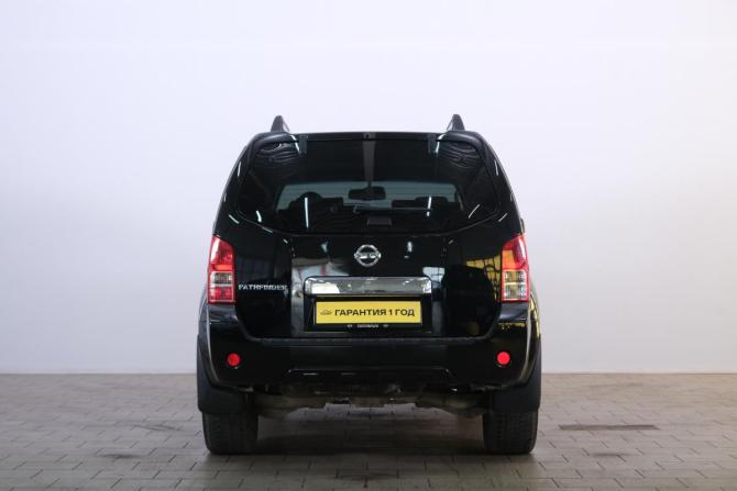 Nissan Pathfinder III Рестайлинг с пробегом 2011 года, цена 1 729 000 рублей, 185000 км, внедорожник, Автокод Объявления
