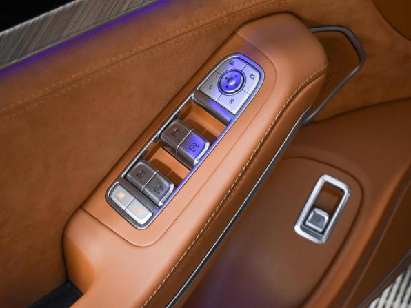Hongqi H9 I с пробегом 2023 года, цена 3 900 000 рублей, 33839 км, седан, Автокод Объявления