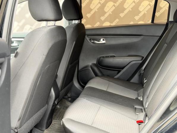 Kia Rio IV Рестайлинг с пробегом 2021 года, цена 1 550 000 рублей, 187600 км, хэтчбек, Автокод Объявления