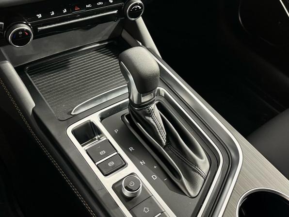 Omoda S5 с пробегом 2024 года, цена 1 580 000 рублей, 15233 км, седан, Автокод Объявления