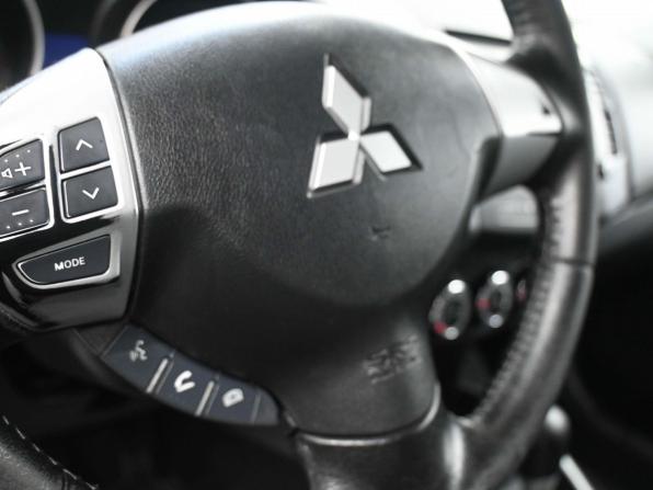 Mitsubishi Outlander II Рестайлинг с пробегом 2012 года, цена 1 419 900 рублей, 199520 км, внедорожник, Автокод Объявления