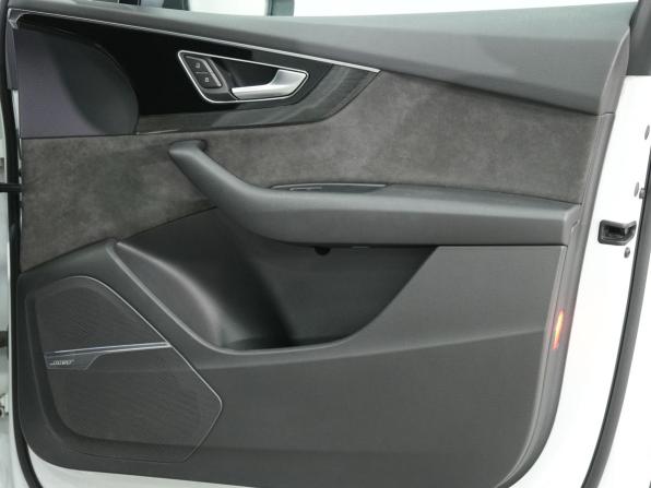 Audi Q7 II (4M) с пробегом 2017 года, цена 4 200 000 рублей, 155000 км, внедорожник, Автокод Объявления