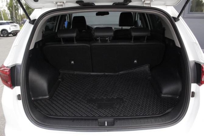 Kia Sportage IV Рестайлинг с пробегом 2019 года, цена 2 560 000 рублей, 91491 км, внедорожник, Автокод Объявления