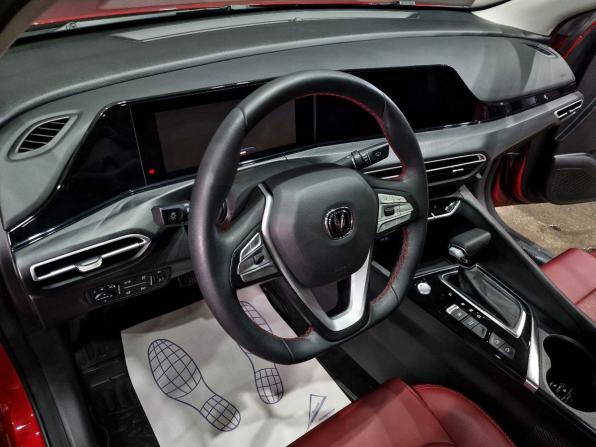 Changan Eado Plus с пробегом 2024 года, цена 1 640 000 рублей, 24000 км, седан, Автокод Объявления