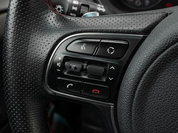 Kia Optima IV с пробегом 2018 года, цена 2 250 000 рублей, 131818 км, седан, Автокод Объявления