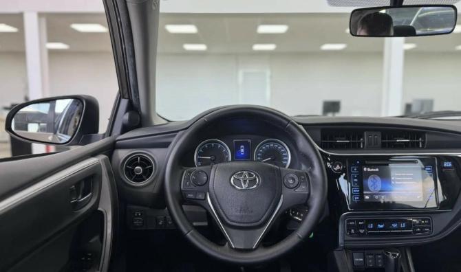 Toyota Corolla XI (E160 E170 E180) Рестайлинг 1 с пробегом 2017 года, цена 1 649 000 рублей, 118523 км, седан, Автокод Объявления