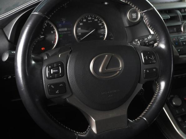 Lexus NX I с пробегом 2015 года, цена 2 900 000 рублей, 68070 км, внедорожник, Автокод Объявления