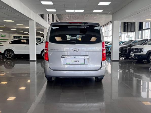 Hyundai Grand Starex I Рестайлинг с пробегом 2016 года, цена 2 445 000 рублей, 211590 км, минивэн, Автокод Объявления