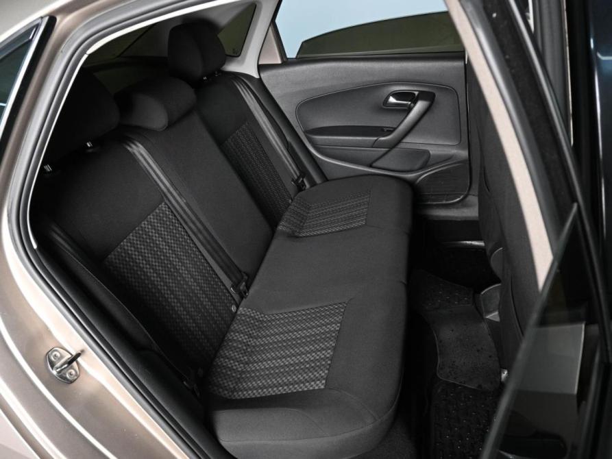 Volkswagen Polo V Рестайлинг Ростов-на-Дону  - изображение 7
