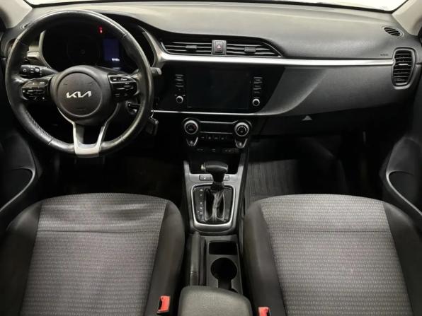 Kia Rio IV Рестайлинг с пробегом 2021 года, цена 1 799 000 рублей, 50383 км, хэтчбек, Автокод Объявления