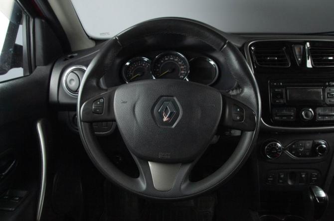 Renault Sandero II с пробегом 2016 года, цена 929 000 рублей, 134600 км, хэтчбек, Автокод Объявления