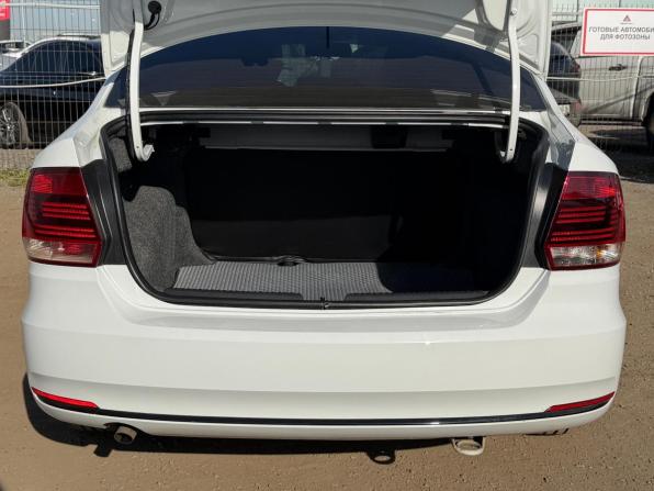 Volkswagen Polo V Рестайлинг с пробегом 2016 года, цена 760 000 рублей, 215473 км, седан, Автокод Объявления