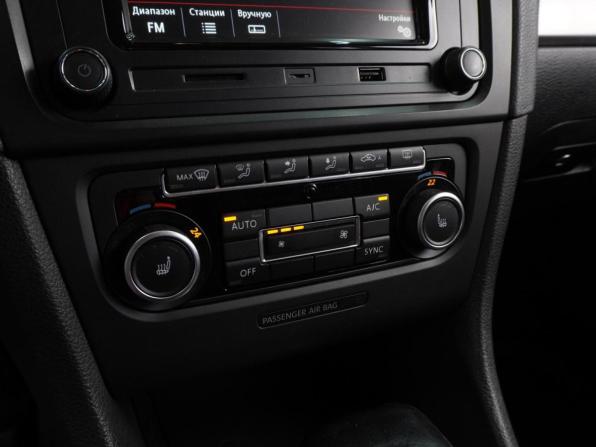 Volkswagen Golf VI с пробегом 2009 года, цена 569 000 рублей, 312191 км, хэтчбек, Автокод Объявления