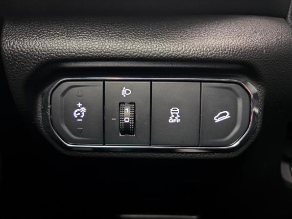 Haval Jolion I с пробегом 2023 года, цена 1 945 000 рублей, 40499 км, внедорожник, Автокод Объявления