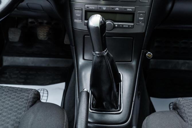 Toyota Avensis II с пробегом 2005 года, цена 473 000 рублей, 308254 км, седан, Автокод Объявления