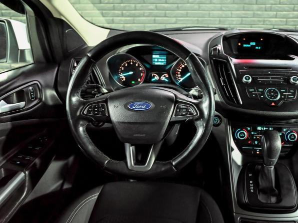 Ford Kuga II Рестайлинг с пробегом 2017 года, цена 1 130 000 рублей, 302039 км, внедорожник, Автокод Объявления