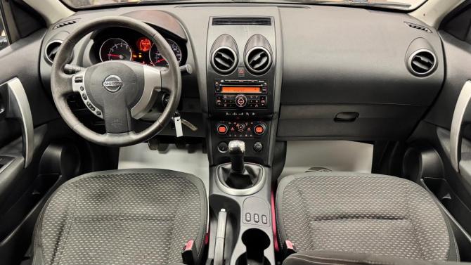 Nissan Qashqai I с пробегом 2008 года, цена 595 000 рублей, 299128 км, внедорожник, Автокод Объявления
