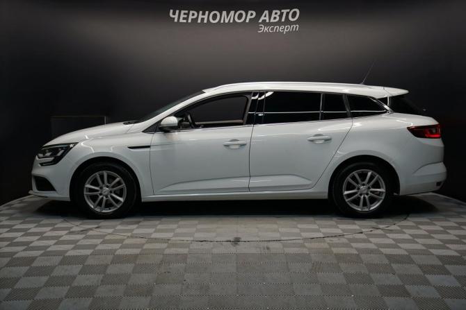Renault Megane IV с пробегом 2018 года, цена 1 555 000 рублей, 156000 км, универсал, Автокод Объявления