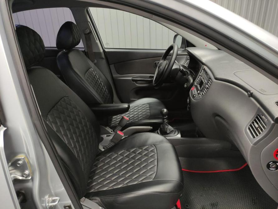 Kia Rio II Пермь  - изображение 9