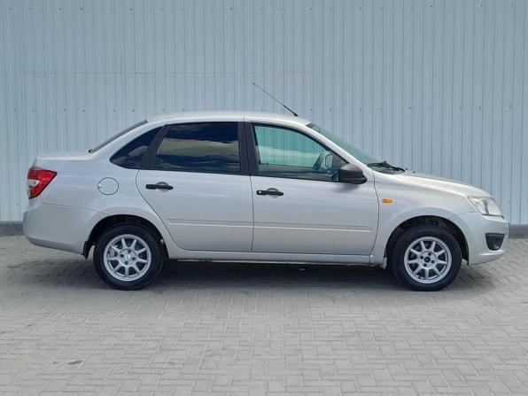 Lada (ВАЗ) Granta I с пробегом 2017 года, цена 685 000 рублей, 99030 км, седан, Автокод Объявления