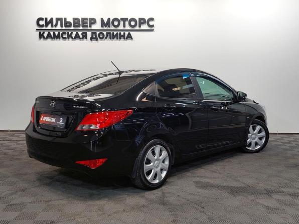 Hyundai Solaris I Рестайлинг с пробегом 2015 года, цена 999 000 рублей, 128200 км, седан, Автокод Объявления