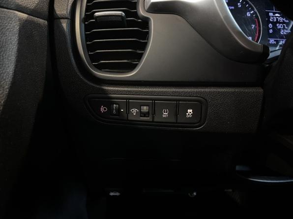 Kia Rio IV Рестайлинг с пробегом 2021 года, цена 1 450 000 рублей, 146514 км, седан, Автокод Объявления