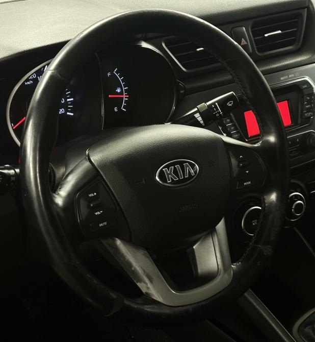 Kia Rio III Москва  - изображение 12