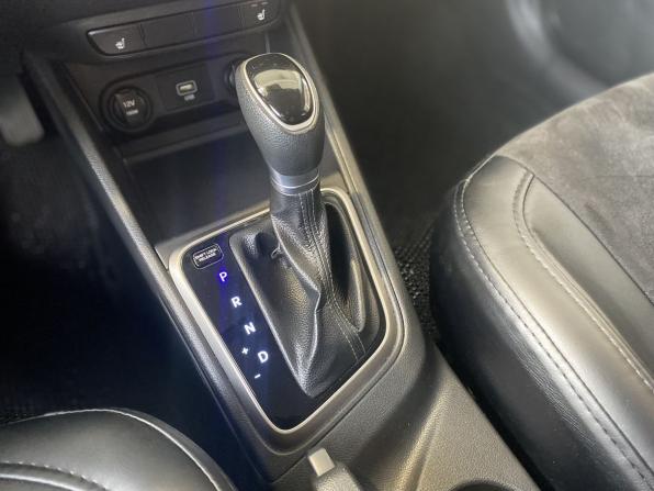 Hyundai Solaris II с пробегом 2019 года, цена 1 365 000 рублей, 90974 км, седан, Автокод Объявления