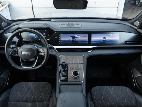 Geely Monjaro I Рестайлинг с пробегом 2025 года, цена 4 038 000 рублей, 22328 км, внедорожник, Автокод Объявления