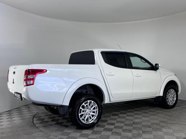Mitsubishi L200 V с пробегом 2017 года, цена 2 050 000 рублей, 227145 км, пикап, Автокод Объявления