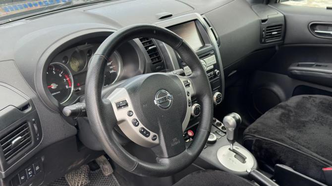 Nissan X-Trail II с пробегом 2010 года, цена 899 000 рублей, 300000 км, внедорожник, Автокод Объявления