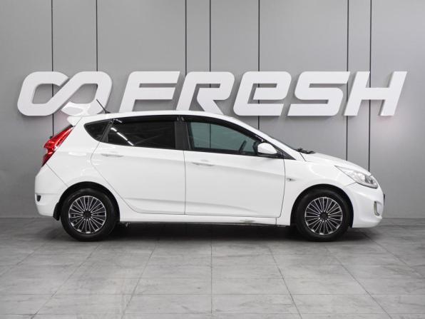 Hyundai Solaris I с пробегом 2013 года, цена 749 000 рублей, 229010 км, хэтчбек, Автокод Объявления