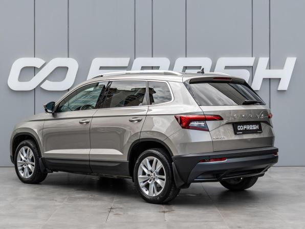 Skoda Karoq I с пробегом 2021 года, цена 2 445 000 рублей, 76092 км, внедорожник, Автокод Объявления