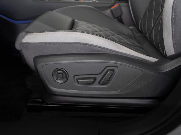 Audi Q3 II (F3) с пробегом 2025 года, цена 4 950 000 рублей, 12 км, внедорожник, Автокод Объявления