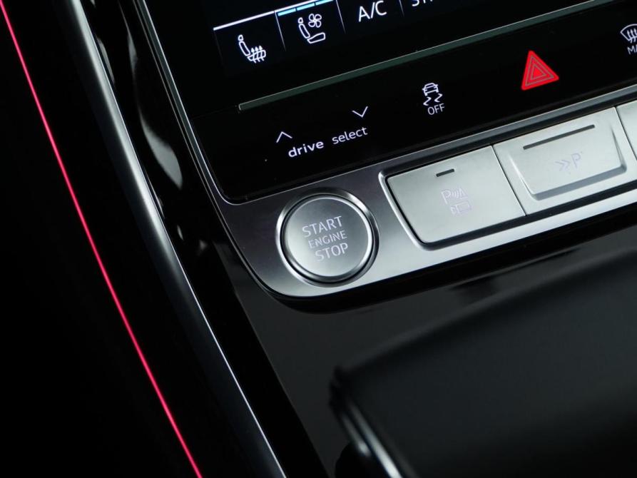 Audi A8 IV (D5) Москва  - изображение 26